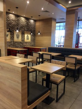 Krasnodar, Rusya - 15 Mayıs 2019. Bir fast food kafe Kfc iç.