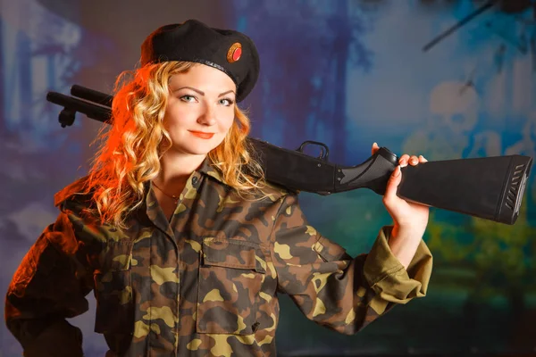Retrato Mujer Atractiva Estilo Militar — Foto de Stock