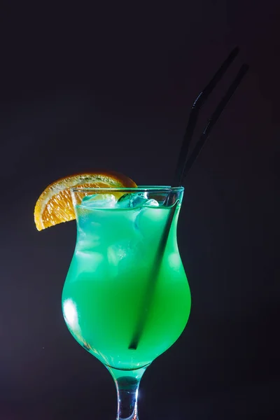 Longo Cocktail Bar Close — Fotografia de Stock
