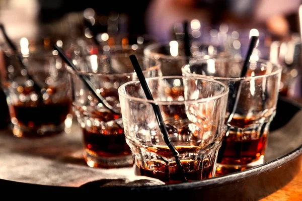 Alkoholgetränk Der Bar Starker Alkohol Mit Eiswürfeln — Stockfoto