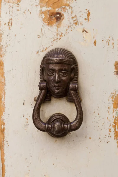 Ancient italian door knocker. — Stock Photo, Image