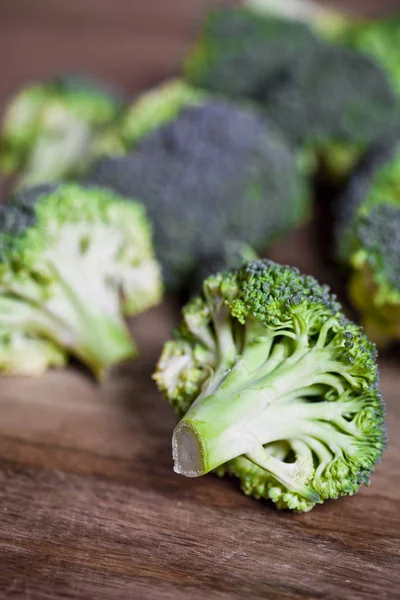 Färsk grön ekologisk broccoli. — Stockfoto