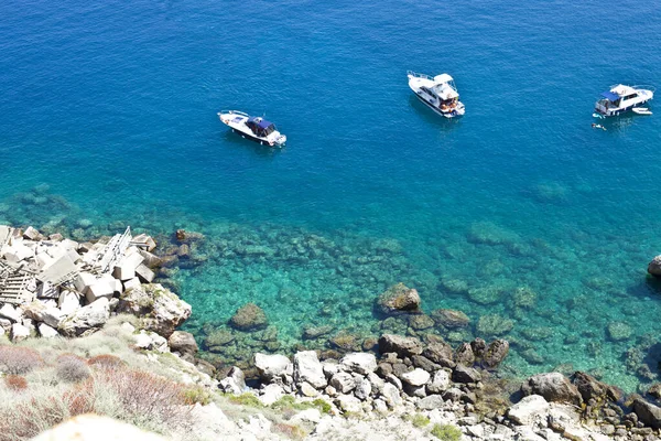 Vue Sur Les Îles Tremiti Bateaux Près Une Côte Rocheuse — Photo