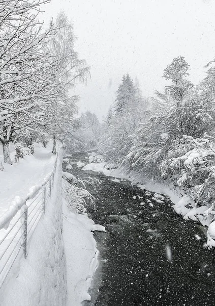 Kirchberg Tirol Vinter Floden Snöfall Blizzard — Stockfoto