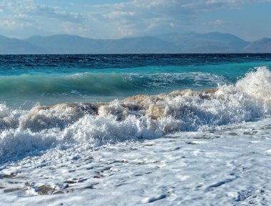 Diakopto Yunanistan. Gulf of Corinth veya Korint Körfezi. Dalgalar, bir fırtına.