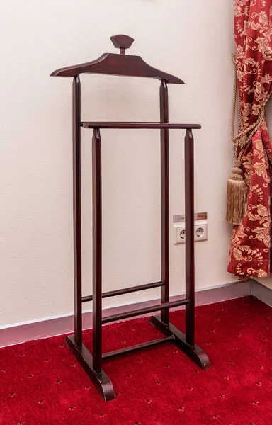 Floor Coat Rack Hotel Room — Stock Photo, Image