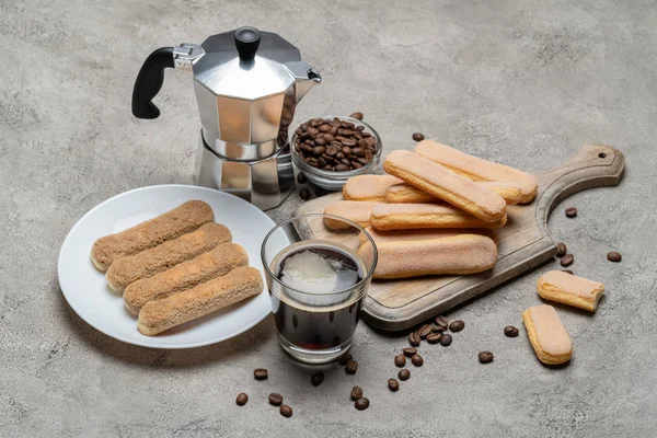 Torta tiramisù - Italian Savoiardi ladyfingers Biscotti e caffè — Foto Stock