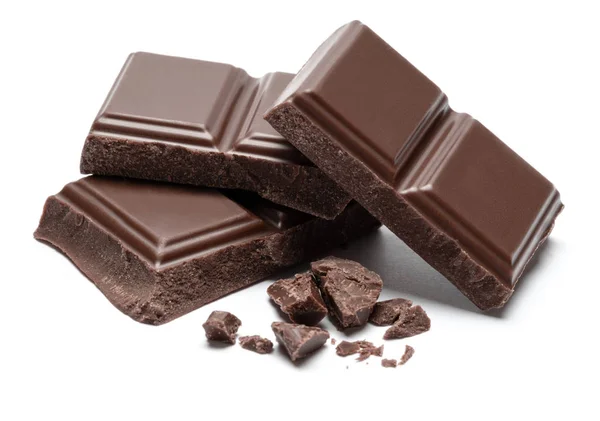 Dark organicznych kawałki czekolady na białym tle — Zdjęcie stockowe