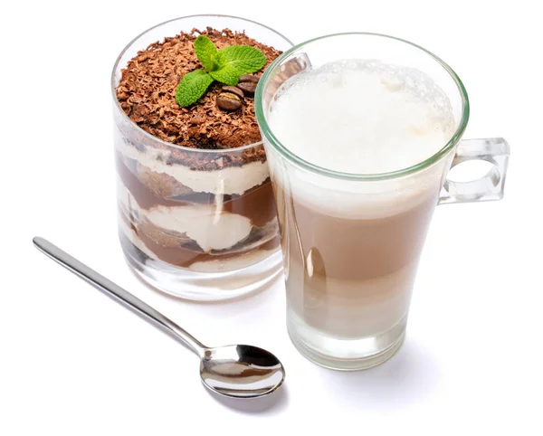 Klassisk tiramisu dessert i ett glas och kopp kaffe isolerad på en vit bakgrund med urklippsbana — Stockfoto