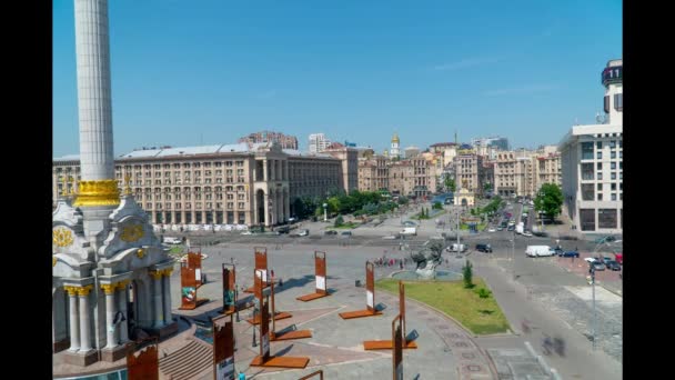 Timelapse ulicy Khreshchatyk i plac Niepodległości w Kijowie — Wideo stockowe