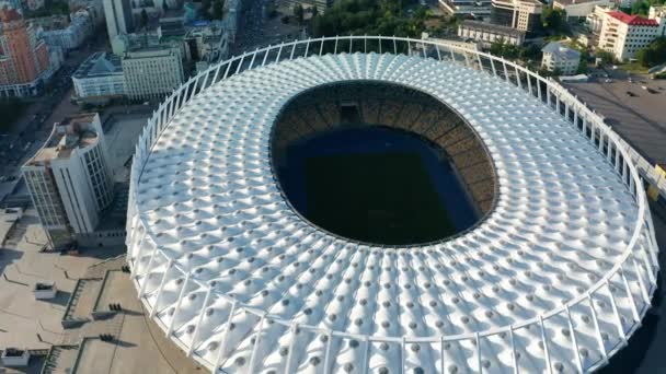 Večerní vzdušný výhled na kyjevský stadion červen 2019 — Stock video