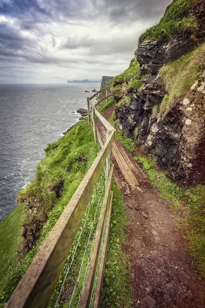 Mykines Faroe Adaları Yolu Deniz Feneri — Stok fotoğraf