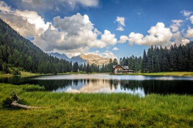 İtalyanca alps Nambino göl manzara çekim