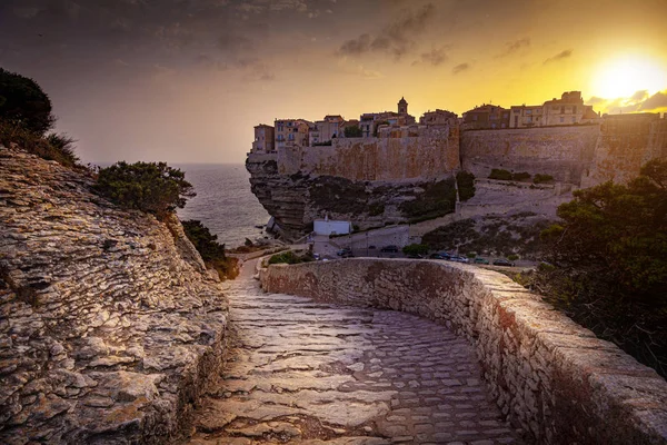 Stad Bastia gezien bij zonsondergang, beroemde oude — Stockfoto