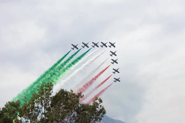 Varenna Italië September 2019 Het Aerobatic Tricolor Arrows Team Van — Stockfoto