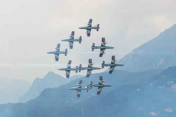 Varenna Italië September 2019 Het Aerobatic Tricolor Arrows Team Van — Stockfoto