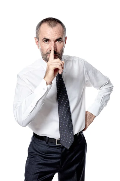 Geschäftsmann Mit Fingerdicker Nase Stiller Geste Isoliert Auf Weiß — Stockfoto