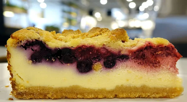 Een Rijke Dichte Blueberry Cheesecake Met Brumbs Streuse — Stockfoto