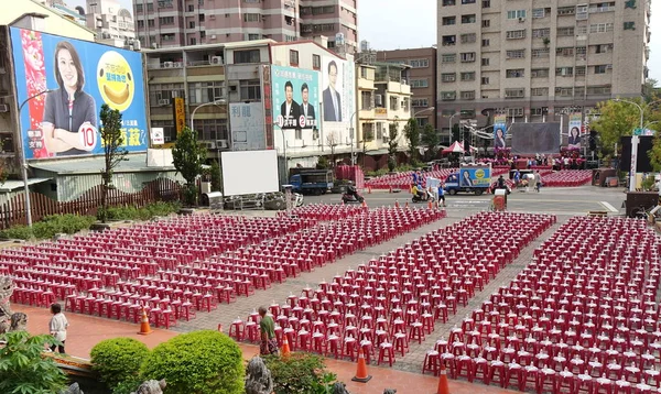 Kaohsiung Taiwan October 2018 Stools Water Fans Prepared Rally City — Stock Photo, Image