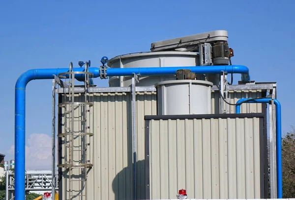 Unidade de ar condicionado industrial grande — Fotografia de Stock
