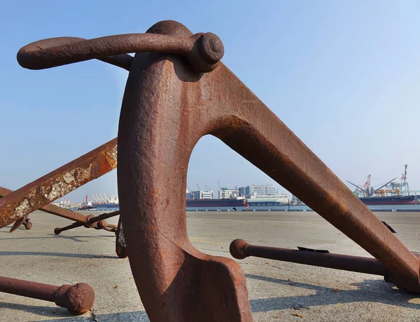 Large Rusty Buoy Anchor — Stock Photo, Image