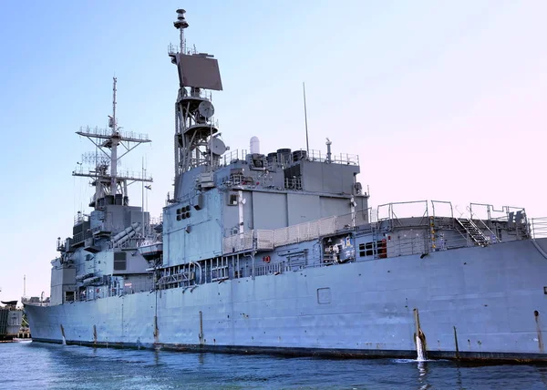 A Guided Missile Destroyer — Stock Photo, Image