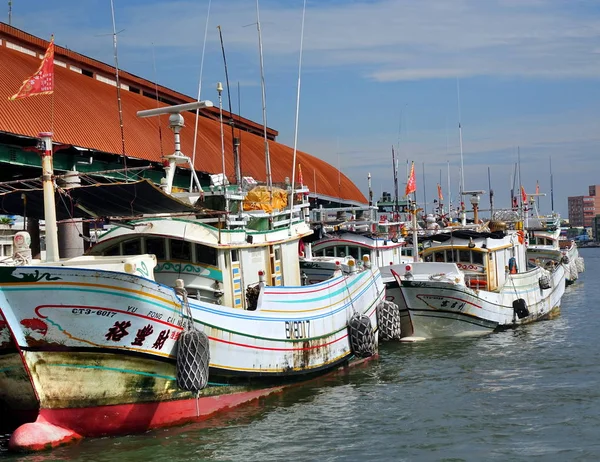 Traditionelle chinesische Fischerboote — Stockfoto
