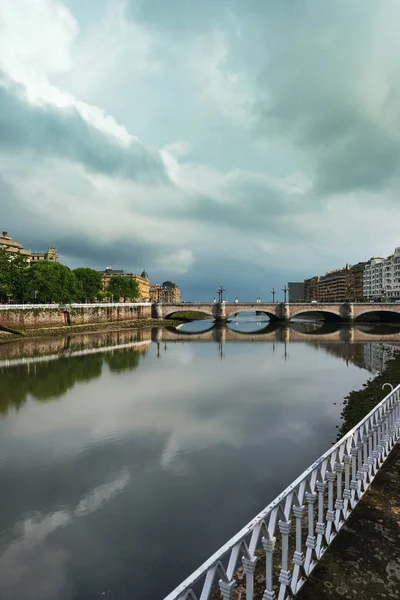 Floden Urumea Och Emankments Donostia Spanien — Stockfoto