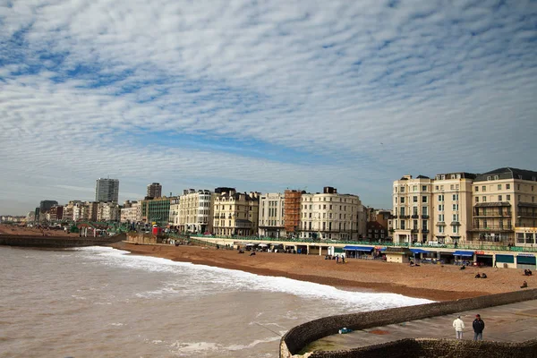 Brighton März 2014 Menschen Genießen Sonniges Und Trockenes Wetter Zeit — Stockfoto