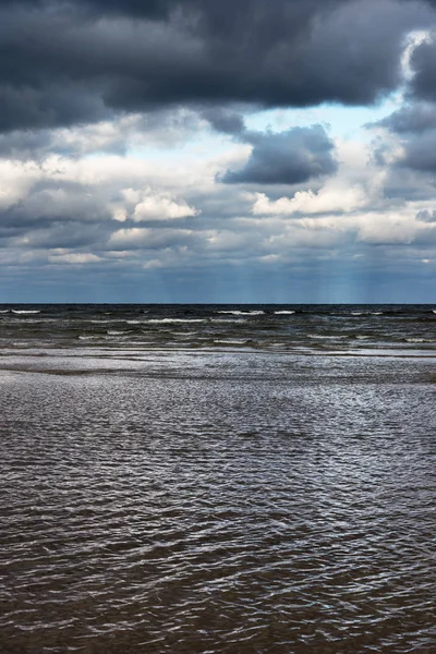 Nuvens Escuras Acima Golfo Riga Mar Báltico — Fotografia de Stock