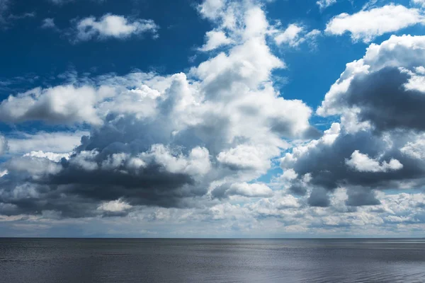 Awan Langit Atas Laut Baltik — Stok Foto