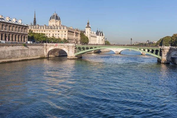 Sekwana Paryżu Francja — Zdjęcie stockowe