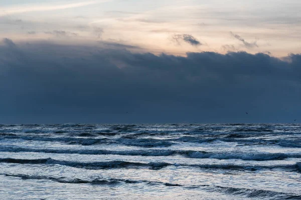 Rusteloos Oostzee Avond Tijdig — Stockfoto