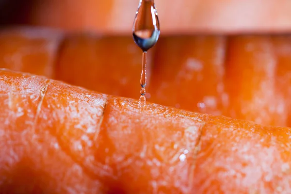 Lavage Des Carottes Dans Cuisine — Photo