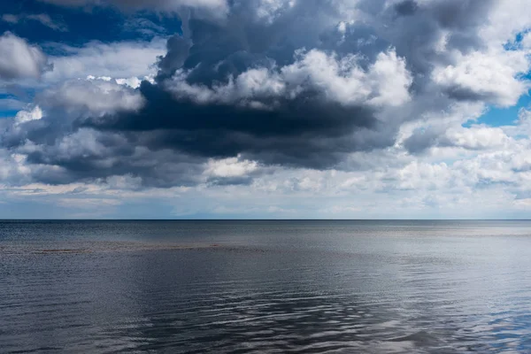 里加海湾的波罗的海上空云 — 图库照片