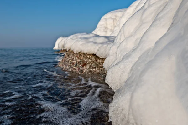 Topnienia Lodu Wybrzeżu Morza Bałtyckiego — Zdjęcie stockowe
