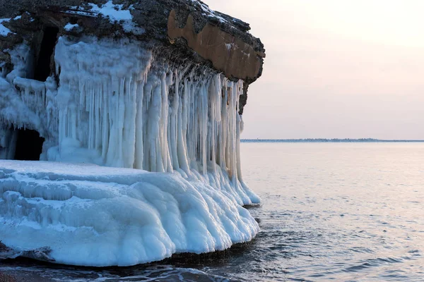 Eis Auf Verlassenen Befestigungsanlagen Der Ostseeküste Winter Abends Liepaja Lettland — Stockfoto