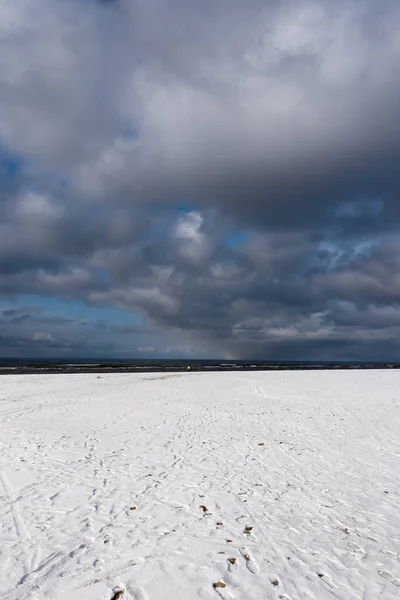 Балтийское Побережье Зимой Возле Лиепаи Латвия — стоковое фото