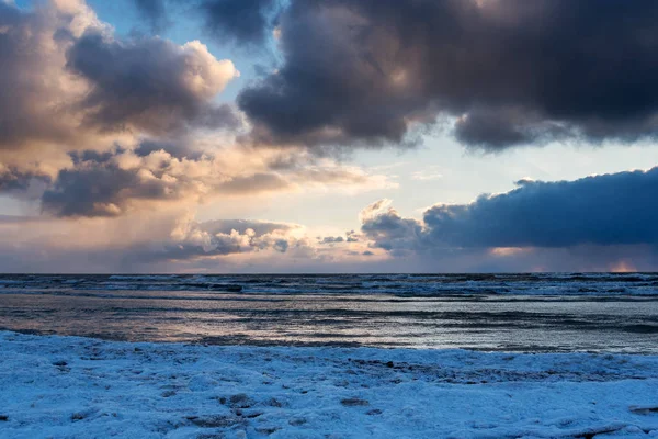 Tramonto Gelido Sul Mar Baltico Orario Invernale — Foto Stock