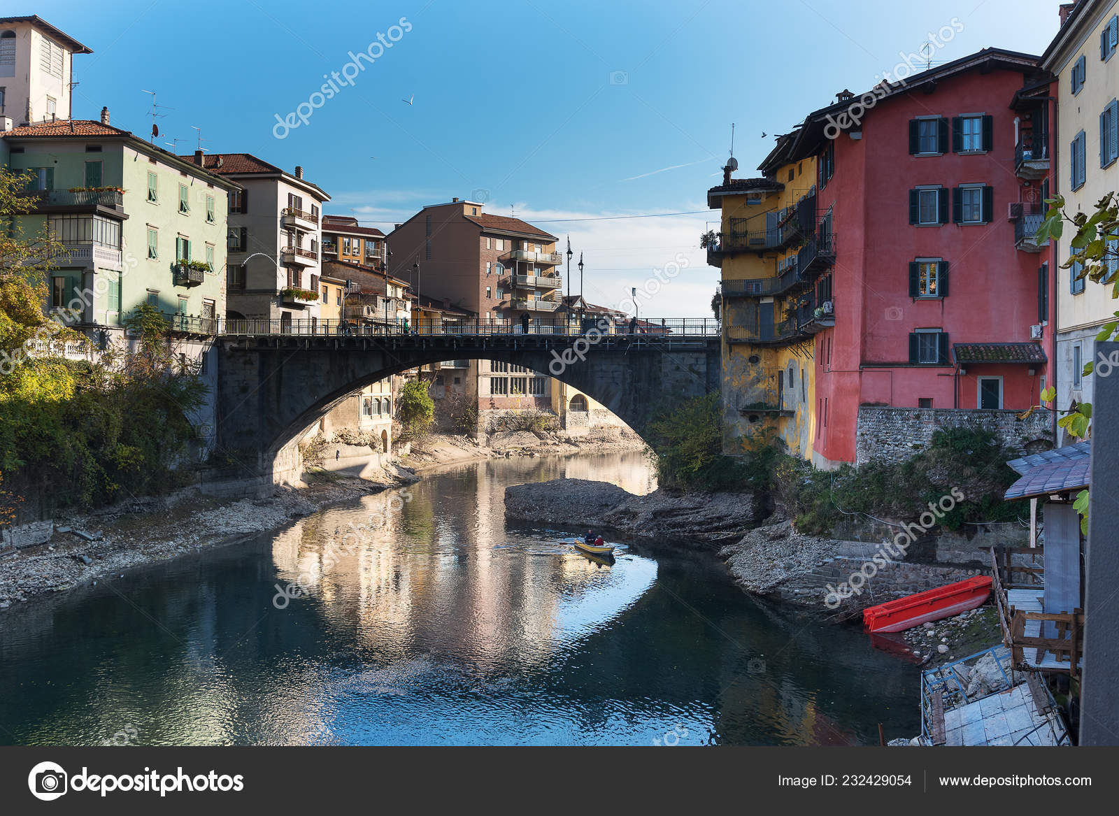 Vista Panorámica Del Río Brembo Bérgamo Italia — Foto de stock #232429054 ©  janka3147, image size:1600x1167