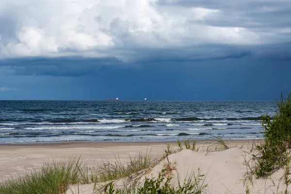 Stora Moln Ovanför Östersjön Bredvid Liepaja Lettland — Stockfoto
