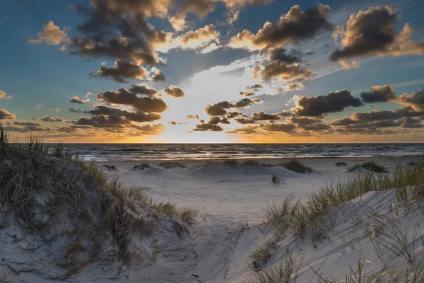 Playa Del Mar Báltico Por Noche Liepaja Letonia —  Fotos de Stock