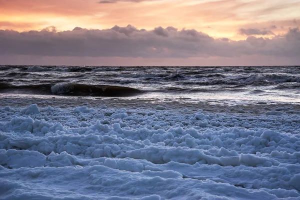 Costa Mar Báltico Gelada Tempo Inverno — Fotografia de Stock