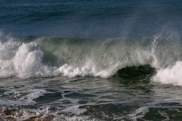 Breaking Atlantic Ocean Wave Nazare Portugal — Stock Photo, Image