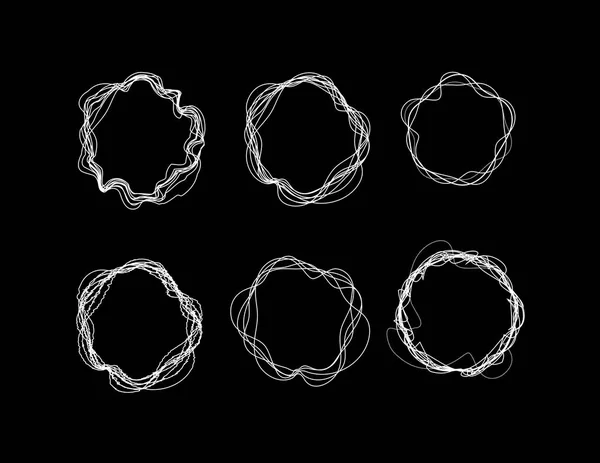 서로 교차하는 여러 개의 흔들리는 선으로 구성된 손으로 그린 원의 형태로 로드합니다. Hud 또는 UI 디자인에 대한 벡터 그림입니다. 라운드 로더 — 스톡 벡터