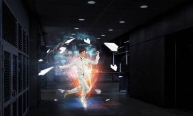 Hayat onun etkin durumunda. Karışık teknik