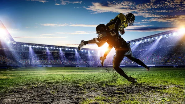 Oposición de dos equipos. Medios mixtos — Foto de Stock