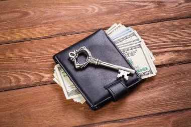 İş anahtarı altında