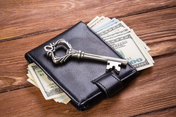 İş anahtarı altında