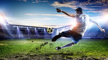 Stadyum, futbol oyuncusu. Karışık teknik
